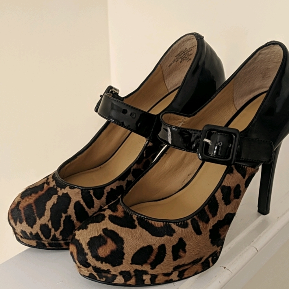 Platform leopard and patent leather heels